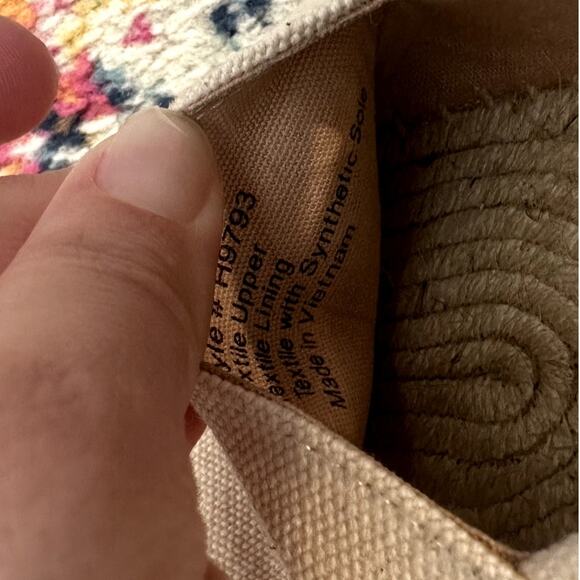 J. CREW Canvas Embroidered Espadrille Shoes Size 7.5 Preppy Luxe Casual Classic - Picture 7 of 9